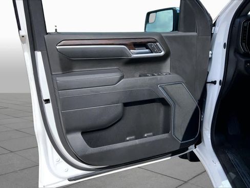 Used 2026 GMC Sierra 1500 SLT RWD image 21