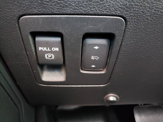 Used 2019 Ford F150 XLT w/ Equipment Group 302A Luxury AWD/4WD image 29