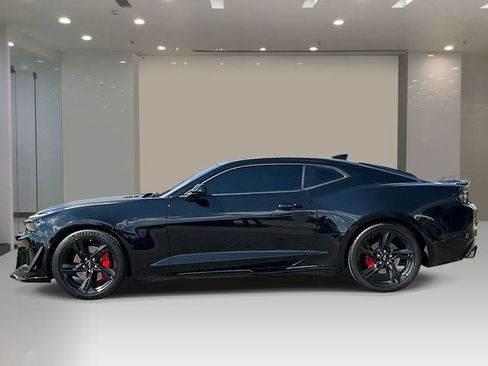 Used 2022 Chevrolet Camaro LT w/ RS Package RWD image 2