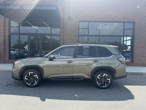 Used 2025 Subaru Forester Limited w/ Popular Package #1 AWD/4WD image 4