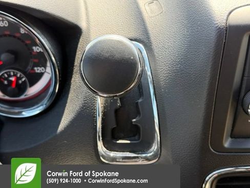 Used 2016 Dodge Grand Caravan SE FWD image 30