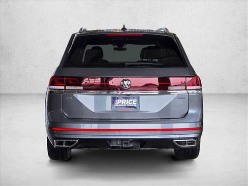 Used 2024 Volkswagen Atlas SEL Premium R-Line AWD/4WD image 5