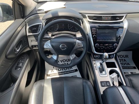 Used 2018 Nissan Murano SL w/ Moonroof Package AWD/4WD image 17
