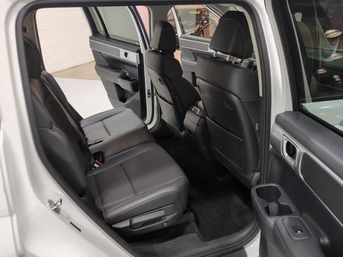 Certified 2024 Hyundai Santa Fe SEL FWD image 11