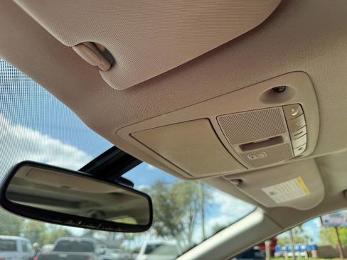 Used 2016 Nissan Maxima Platinum image 23