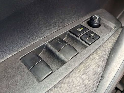 Used 2023 Toyota Corolla LE FWD image 21