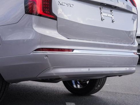 New 2026 Volvo XC90 B6 Plus w/ Protection Package Premier image 7