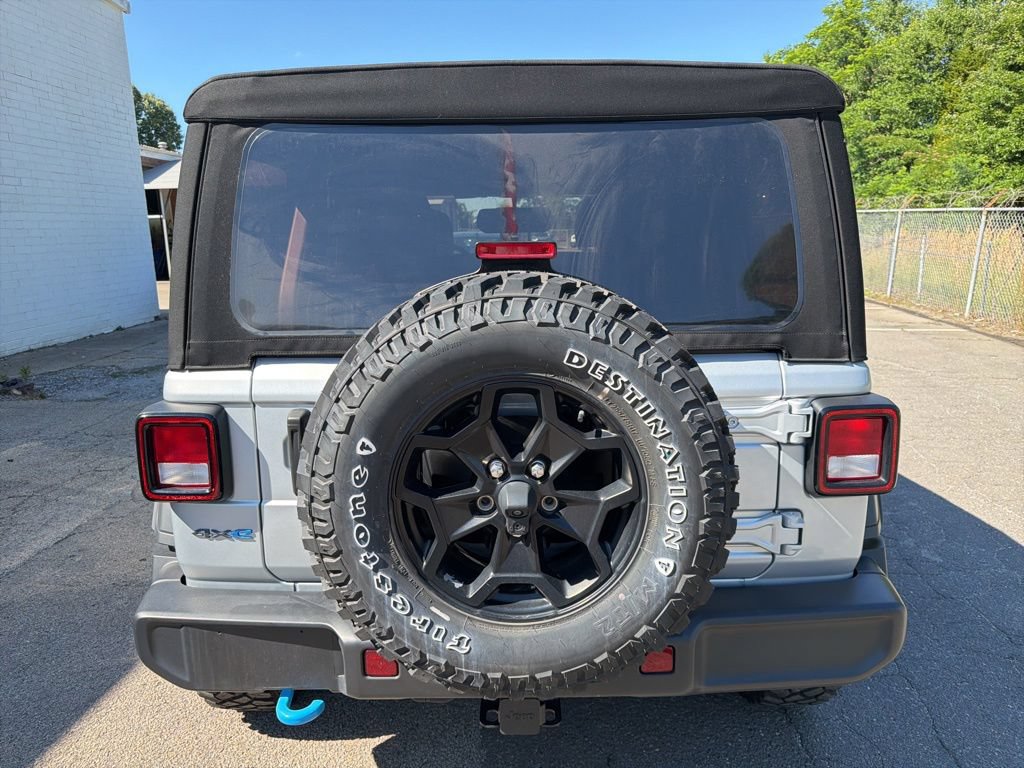 Used 2023 Jeep Wrangler 4WD Unlimited Willys w/ Cold Weather Group image 3