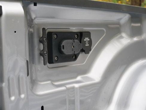 Used 2023 RAM 3500 Tradesman image 8