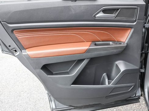 Used 2022 Volkswagen Atlas SE image 27