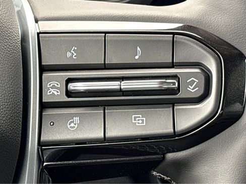 New 2026 Chevrolet Colorado Trail Boss AWD/4WD image 12