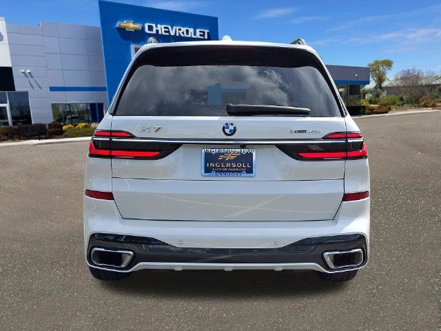 Used 2026 BMW X7 xDrive40i w/ M Sport Package AWD/4WD image 25