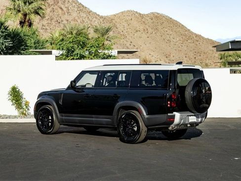 New 2025 Land Rover Defender 130 S image 9