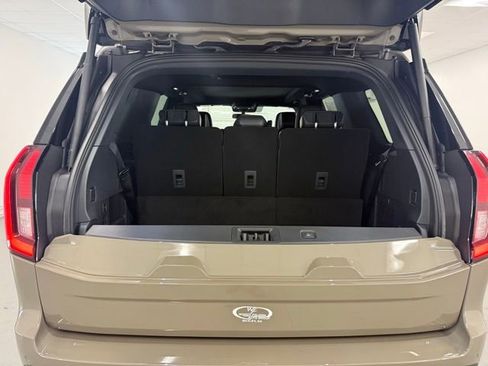 New 2026 Ford Expedition Tremor image 8