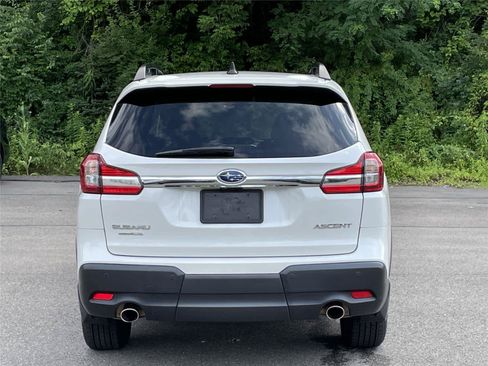 Certified 2022 Subaru Ascent Premium w/ Convenience Package AWD/4WD image 4