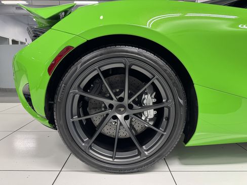 Used 2026 McLaren 750S Spider image 21