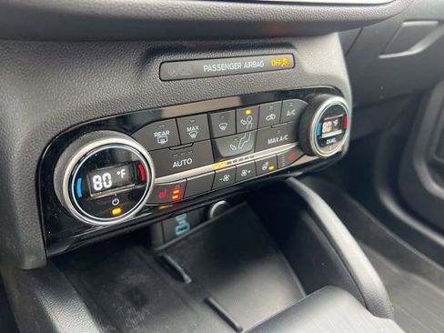 Certified 2021 Ford Escape Titanium w/ Titanium Premium Package image 17