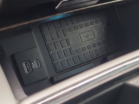 Used 2022 Ford F250 Lariat w/ Lariat Ultimate Package image 25