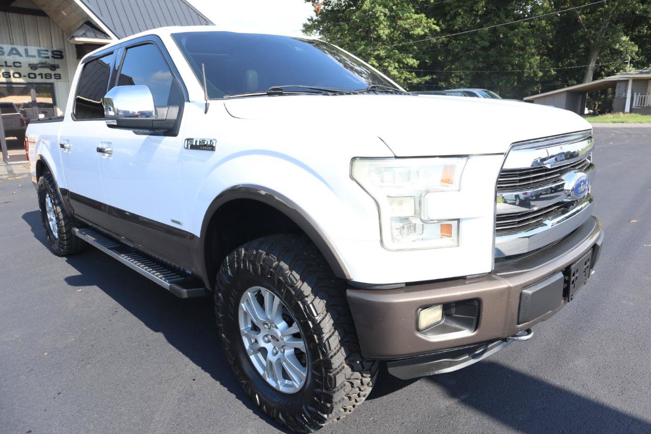 Used 2015 Ford F150 Lariat w/ Equipment Group 502A Luxury AWD/4WD image 3