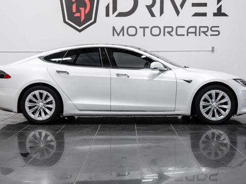 Used 2020 Tesla Model S Long Range image 8