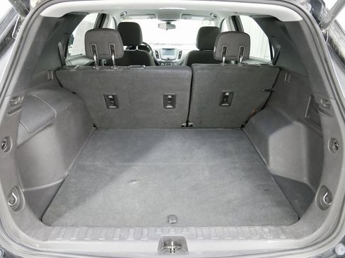 Used 2018 Chevrolet Equinox LT image 21