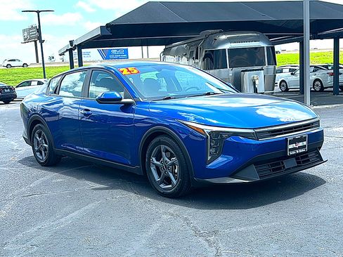 Used 2025 Kia K4 FWD image 10