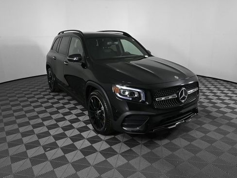 Certified 2023 Mercedes-Benz GLB 250 image 25