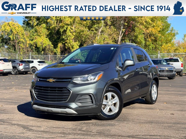 Used 2018 Chevrolet Trax LT w/ LT Convenience Package FWD image 1