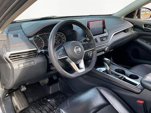 Used 2022 Nissan Altima 2.5 SR image 14