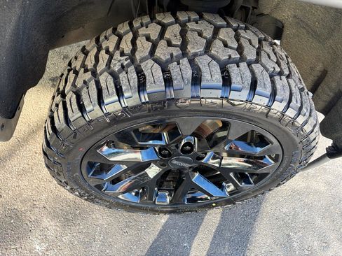 Used 2016 GMC Sierra 1500 Denali w/ Enhanced Driver Alert Package image 18