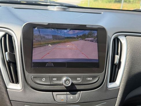 Used 2023 Chevrolet Malibu LT FWD image 14