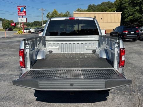 Used 2019 Ford F150 XLT w/ Equipment Group 302A Luxury AWD/4WD image 5