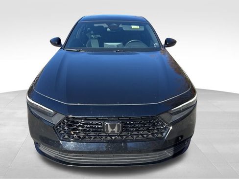 Used 2024 Honda Accord Sport image 3