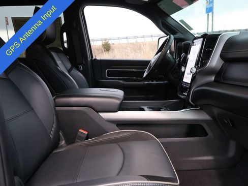 Used 2024 RAM 2500 Laramie w/ Night Edition image 10