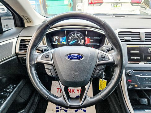 Used 2014 Ford Fusion SE w/ Equipment Group 202A image 17