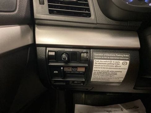 Used 2012 Subaru Outback 2.5i Premium AWD/4WD image 17
