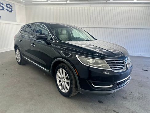 Used 2016 Lincoln MKX Select w/ Select Plus Package image 3