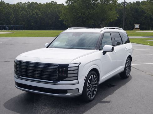 New 2027 Hyundai Palisade Calligraphy FWD image 2