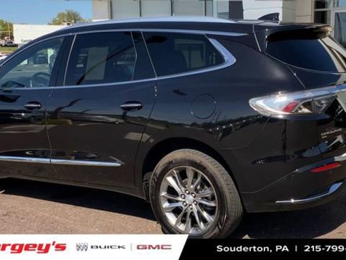 Certified 2022 Buick Enclave Avenir w/ Avenir Technology Package AWD/4WD image 8