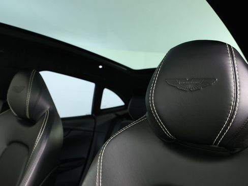 Used 2021 Aston Martin DBX image 35