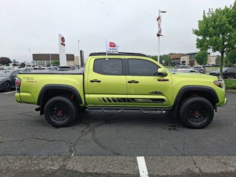 Certified 2022 Toyota Tacoma TRD Pro AWD/4WD image 7