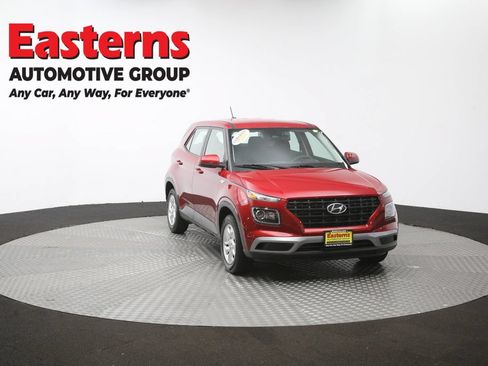 Used 2025 Hyundai Venue SE FWD image 49