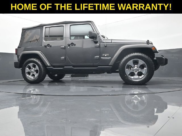Used 2017 Jeep Wrangler Unlimited Sahara w/ Max Tow Package AWD/4WD image 52