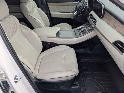 Used 2022 Hyundai Palisade Calligraphy image 24