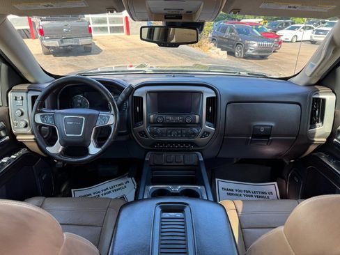 Used 2018 GMC Sierra 1500 Denali w/ Denali Ultimate Package AWD/4WD image 20