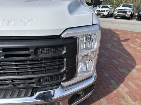Used 2024 Ford F350 XL w/ XL Chrome Package image 23