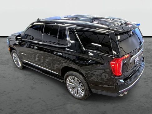 Used 2022 GMC Yukon Denali w/ Denali Ultimate Package AWD/4WD image 2