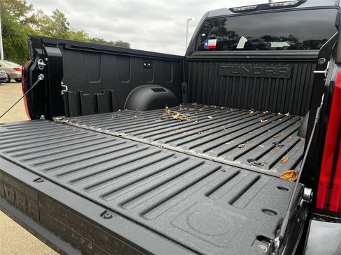 New 2025 Toyota Tundra SR5 image 9