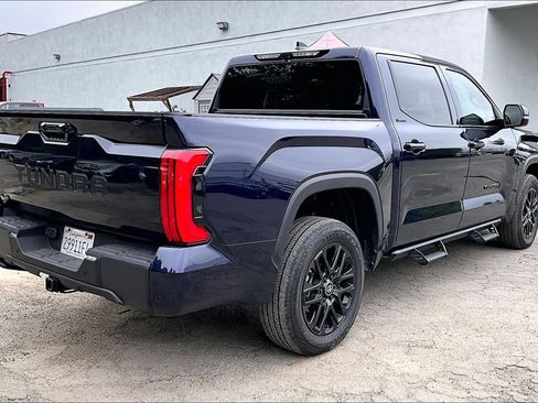 Used 2025 Toyota Tundra Limited AWD/4WD image 4