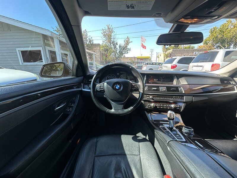 Used 2015 BMW 528i xDrive Sedan AWD/4WD image 15